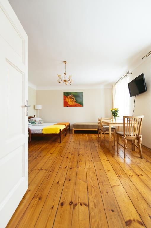 Medainie Apartamenti リエパーヤ エクステリア 写真